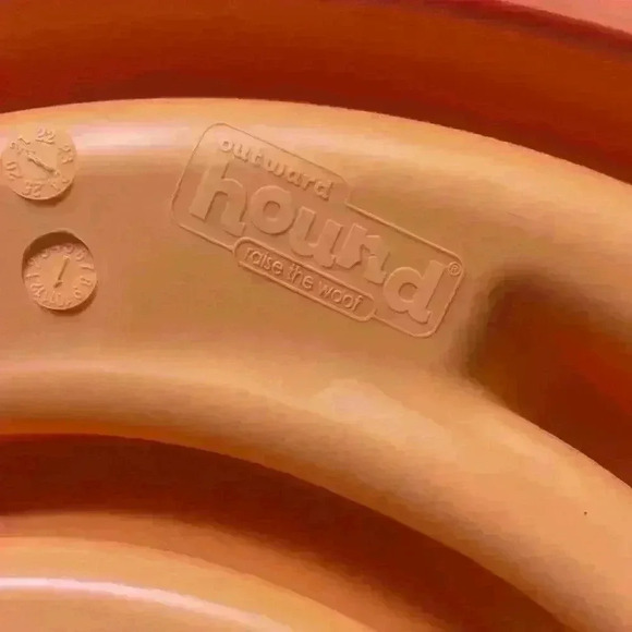 Slow Feed Like New Orange Puppy Bowl Made by Hound - Picture 2 of 4